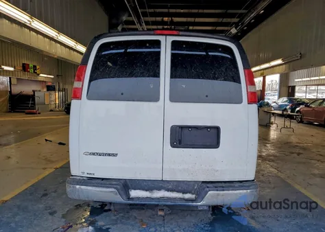 2017 Chevrolet Express 3500 from USA, damaged, VIN 1GAZGPFG8H1123589